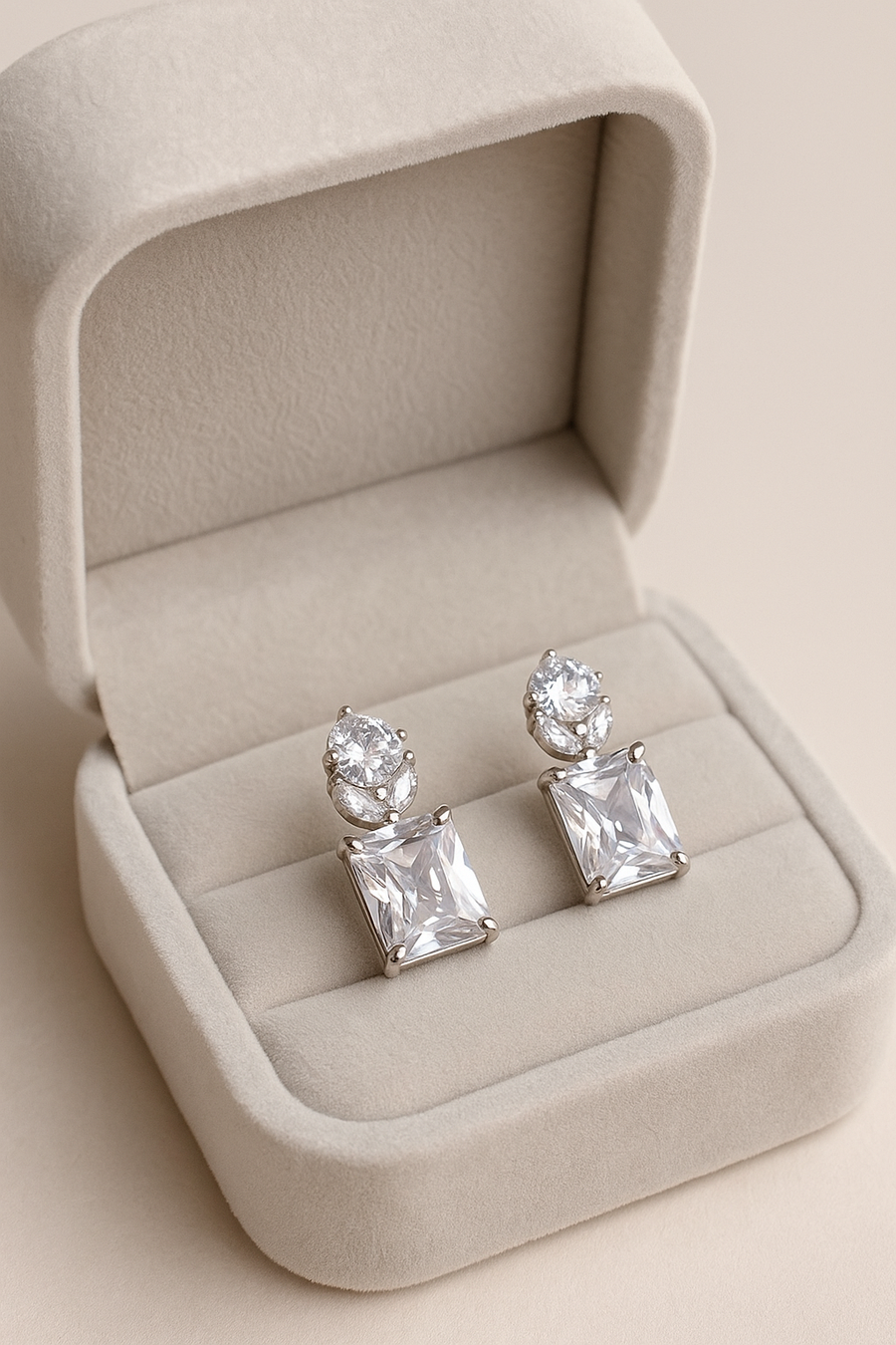 Bridal earrings - Style Christina