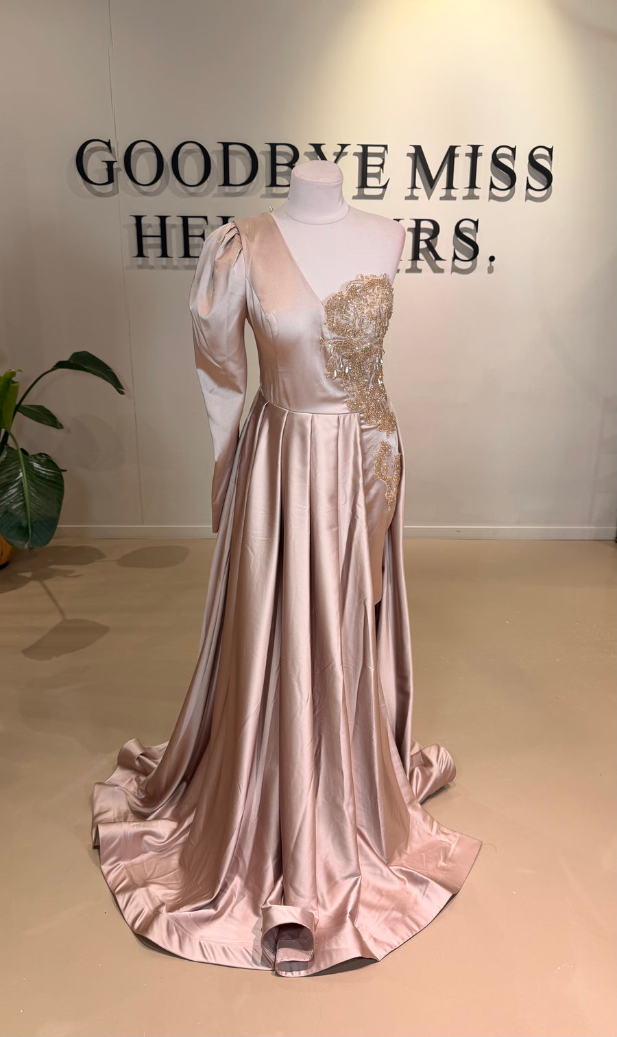 Evening Dress Majestic Champagne - LâNUIT COUTURE SATIN