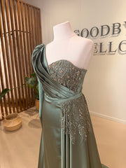 Evening Dress Majestic Green - LâNUIT COUTURE SATIN