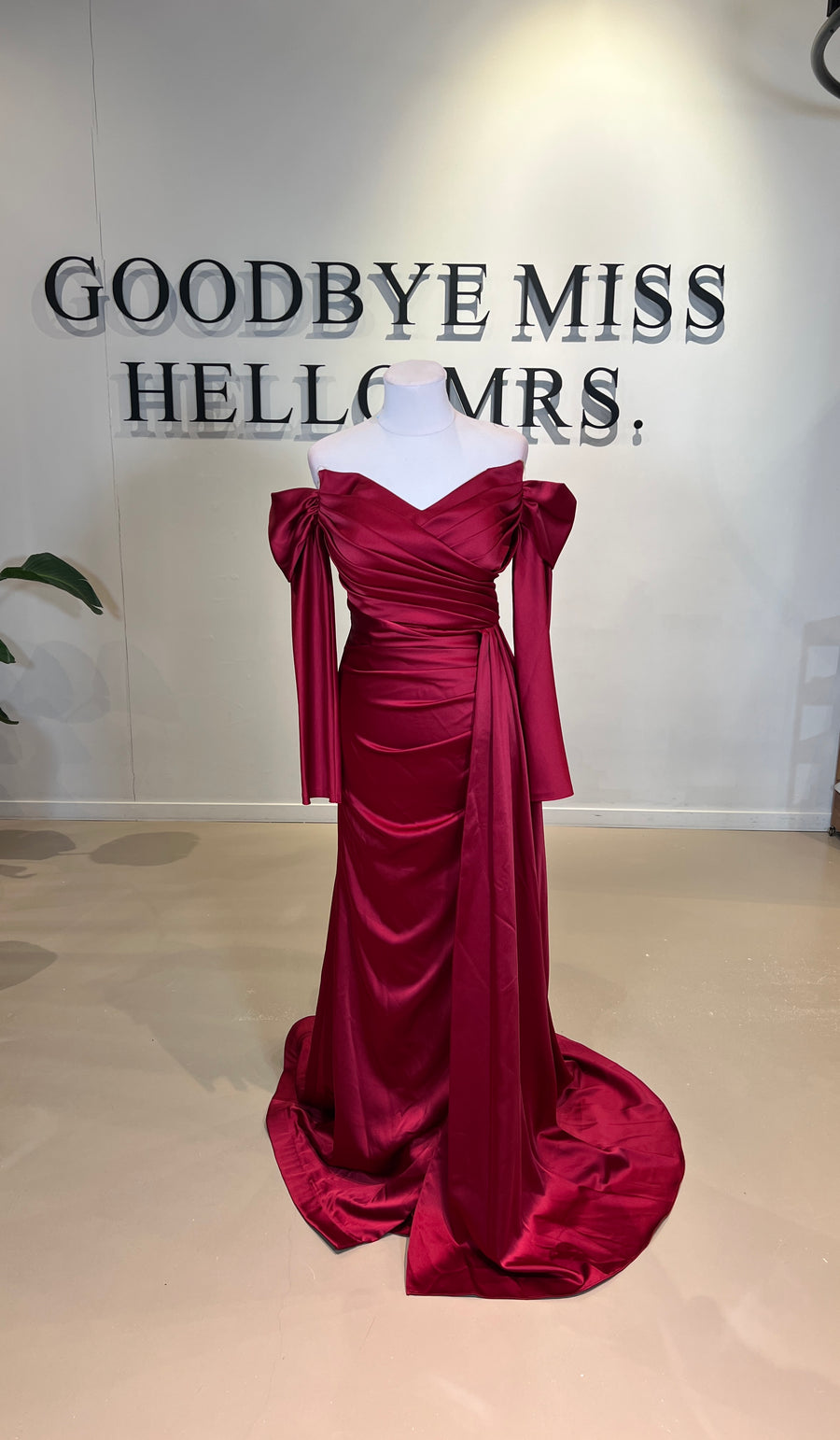 Evening dress Valerie Red - LâNUIT COUTURE