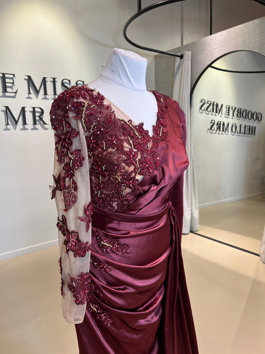 Evening Dress Azari Red - LâNUIT COUTURE SATIN