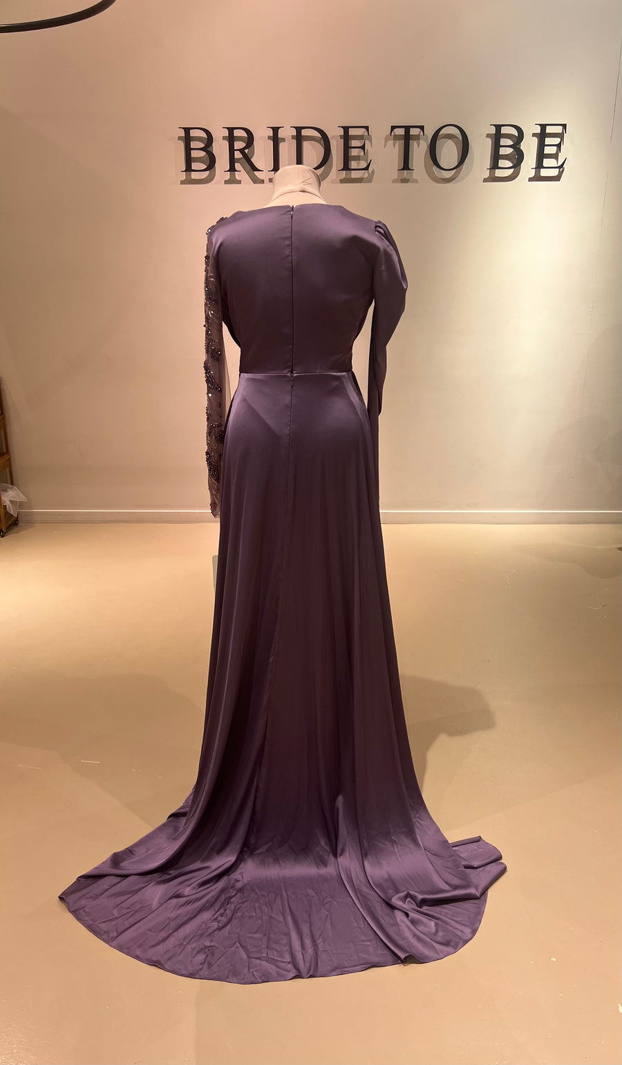 Evening Dress Mona Lilac- LâNUIT COUTURE SATIN
