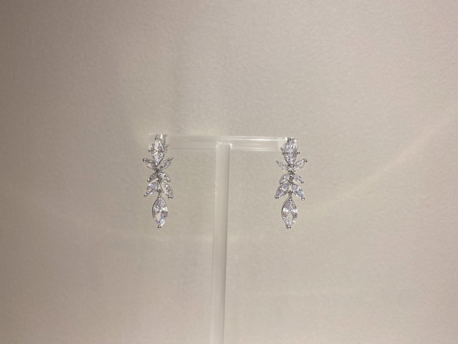 Bridal earrings - Style Kendal