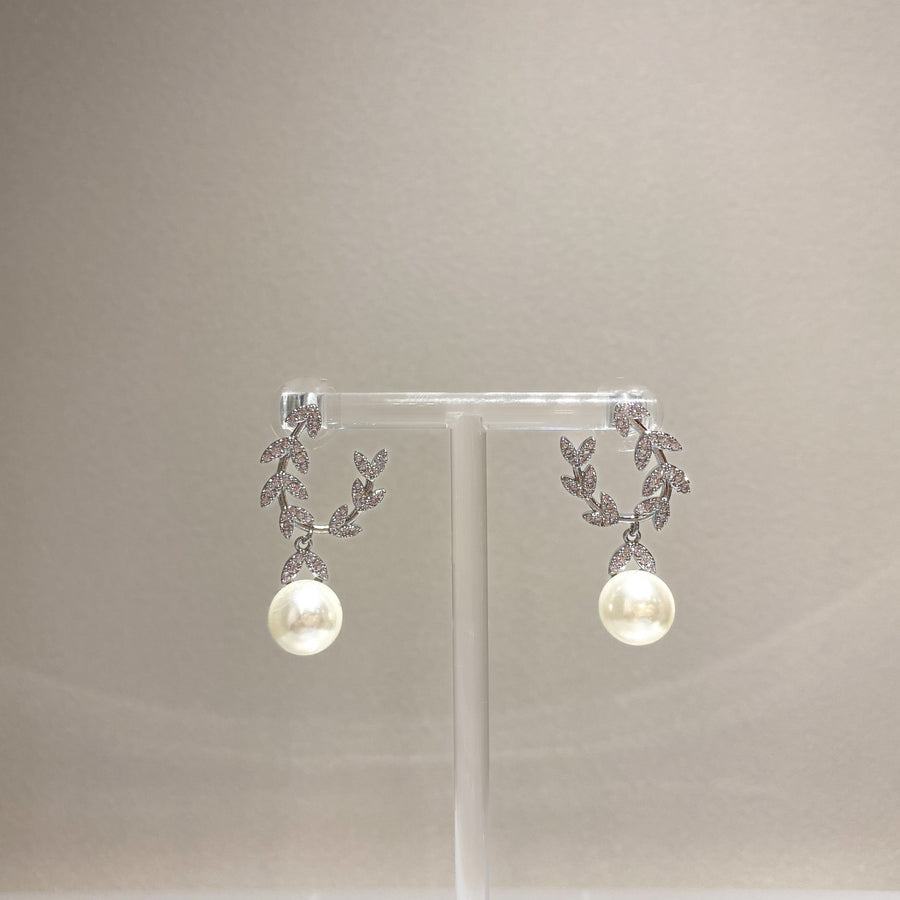 Bridal earrings - Style Avery