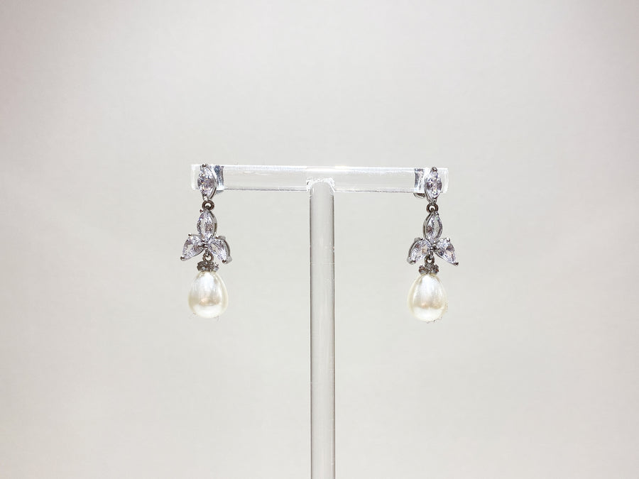 Bridal earrings - Style Nola