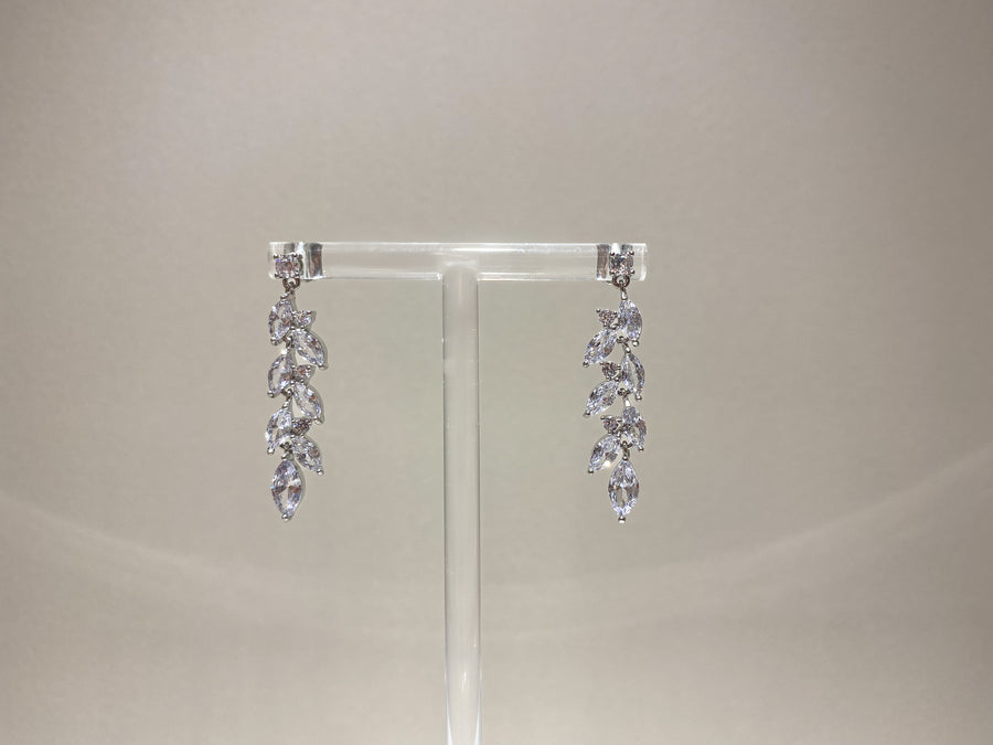 Bridal earrings - Style Aviana