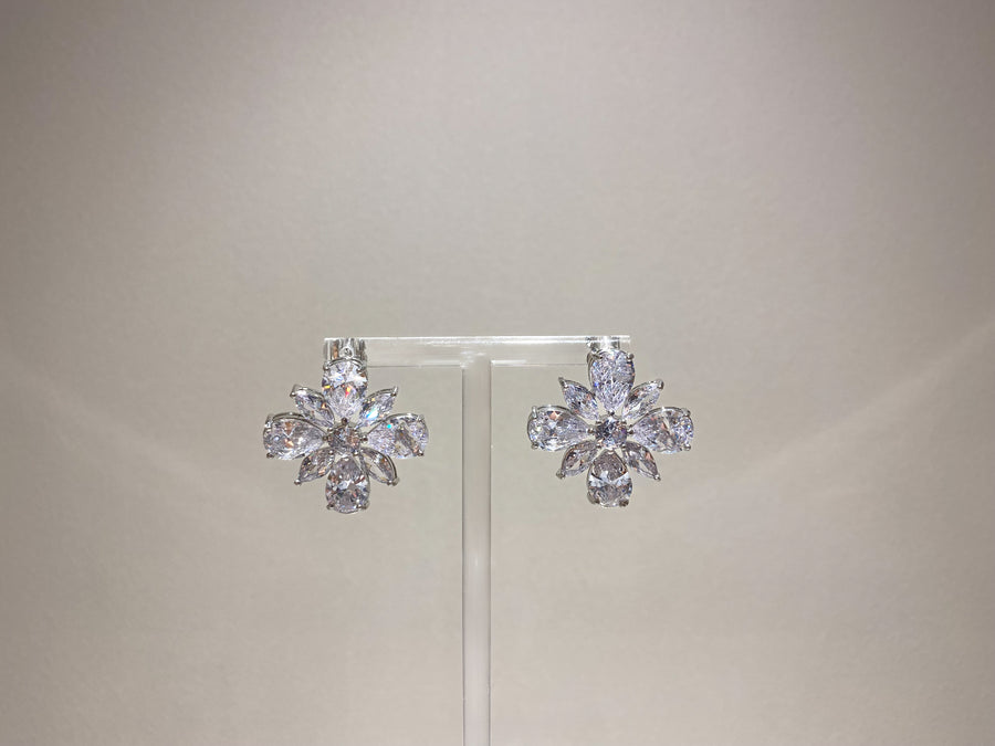 Bridal earrings - Style Flora