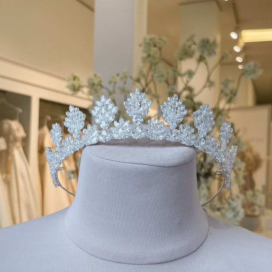Crown - Style scarlet